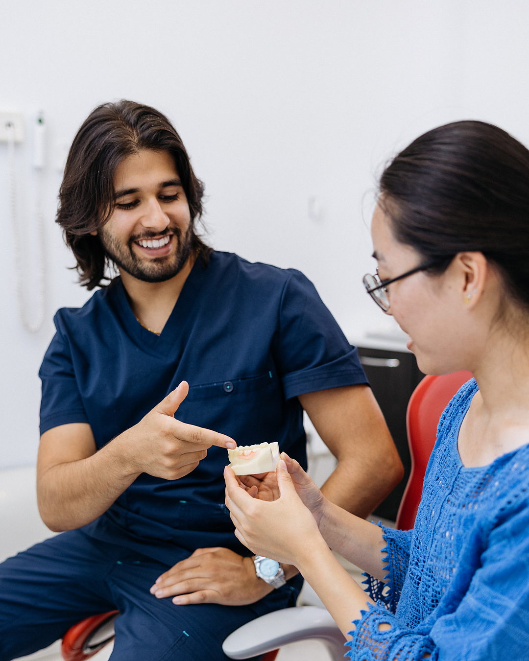 book-dentures-notting-hill-london